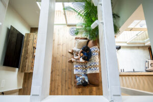 かっこいい工務店　熊本県　ブレスホーム　施工例　＃3　ナチュラル　西海岸テイスト　　　　ペットと暮らす家　吹き抜け　階下