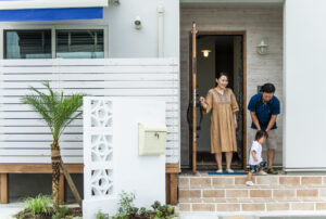 かっこいい工務店　熊本県　ブレスホーム　施工例　＃3　ナチュラル　西海岸テイスト　　　　ペットと暮らす家　玄関