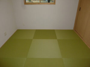 かっこいい工務店　京都府　足立住建　ADACHI住建　施工例　#1　ナチュラルモダン　内観　和室　琉球畳