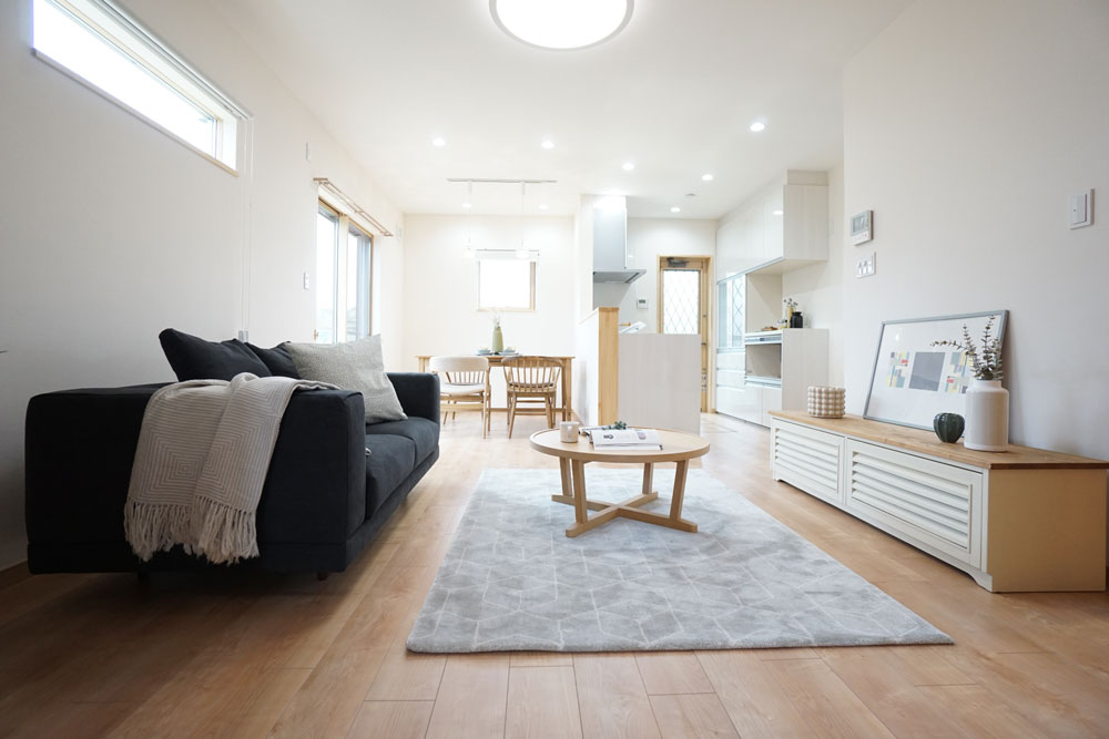 ADACHI住建　足立住建