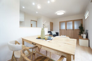 かっこいい工務店　京都府　ADACHI住建　足立住建　施工例　＃2　ナチュラルモダン　内観　ダイニング　2