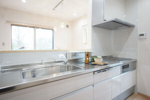 かっこいい工務店　京都府　ADACHI住建　足立住建　施工例　＃2　ナチュラルモダン　内観　オープンキッチン