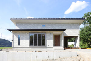 かっこいい工務店　京都府　ADACHI住建　足立住建　施工例　＃3　新築　戸建　平屋　　ナチュラルモダン　外観