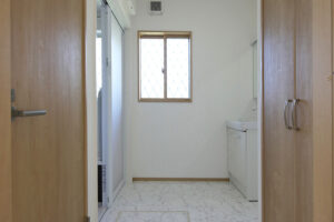 かっこいい工務店　京都府　ADACHI住建　足立住建　施工例　＃3　新築　戸建　平屋　　ナチュラルモダン　洗面脱衣所