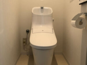 かっこいい工務店　京都府　ADACHI住建　足立住建　施工実例　6　リノベーション　リゾートマンション　トイレ