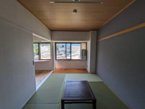 かっこいい工務店　東京都　バークノア　施工例 #8　リノベーション　セミ・スケルトン　マンション　内観　和室　2