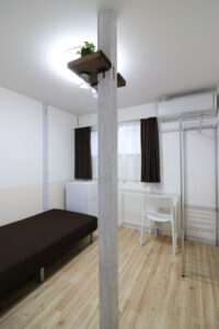 かっこいい工務店　東京都　バークノア　施工例　＃1　リノベーション　シェアハウス　　　個室