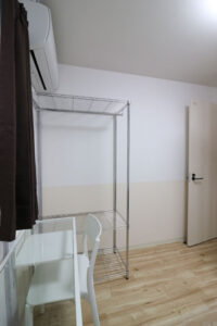 かっこいい工務店　東京都　バークノア　施工例　＃1　リノベーション　シェアハウス　　　個室　２