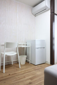 かっこいい工務店　東京都　バークノア　施工例　＃1　リノベーション　シェアハウス　　　個室　７