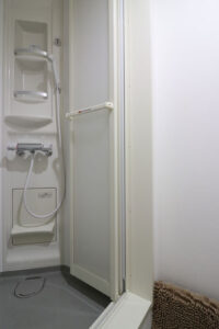 かっこいい工務店　東京都　バークノア　施工例　＃1　リノベーション　シェアハウス　　　　シャワールーム