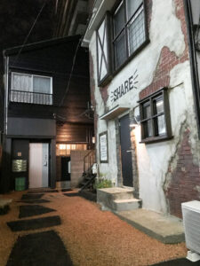 かっこいい工務店　東京都　バークノア　施工例　＃1　リノベーション　デザインコンクリート　シェアハウス　外観３　　