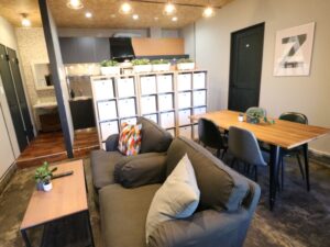 かっこいい工務店　東京　バークノア　施工事例　10　リノベーション　シェアハウス　内観　共有スペース　3