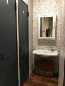 かっこいい工務店　東京　バークノア　施工事例　10　リノベーション　シェアハウス　内観　洗面化粧室