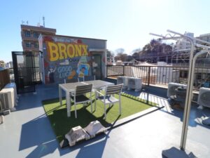 かっこいい工務店　東京　バークノア　施工事例　10　リノベーション　シェアハウス　外観　屋上　2