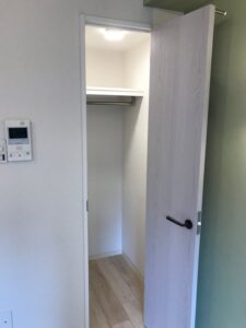 かっこいい工務店　東京　バークノア　リノベーション　マンション　ワンルーム　アパマンマジック　内観　収納