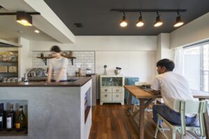 かっこいい工務店　東京都　バークノア　リノベーション　マンション　施工例　#6　ダイニング＆キッチン