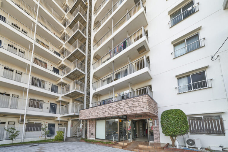 バークノア 4. 入居中工事の借り住まいをご紹介