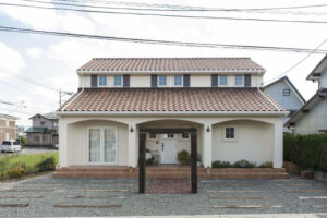かっこいい工務店　熊本　ブレスホーム　建築実例　20　新築　戸建　店舗併用住宅　プロヴァンス　外観