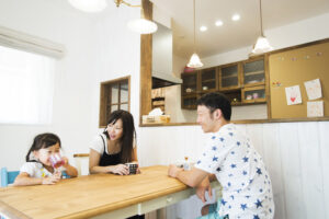 かっこいい工務店　熊本県　プレスホーム　施工実例　11　プロヴァンス　内観　ダイニング