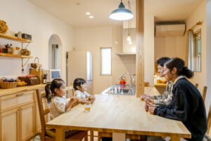 かっこいい工務店　熊本県　ブレスホーム　施工例　＃6　アメリカン　ダイニング　2