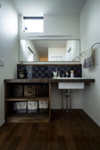 かっこいい工務店　熊本　ブレスホーム　施工例　9　新築　戸建　平屋　和風　洗面化粧台