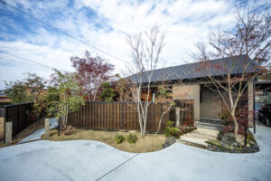 かっこいい工務店　熊本　ブレスホーム　施工例　9　新築　戸建　平屋　外観　軒先