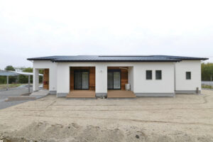 かっこいい工務店　熊本　ブレスホーム　建築実例　17　新築　戸建　平屋　ナチュラル　外観