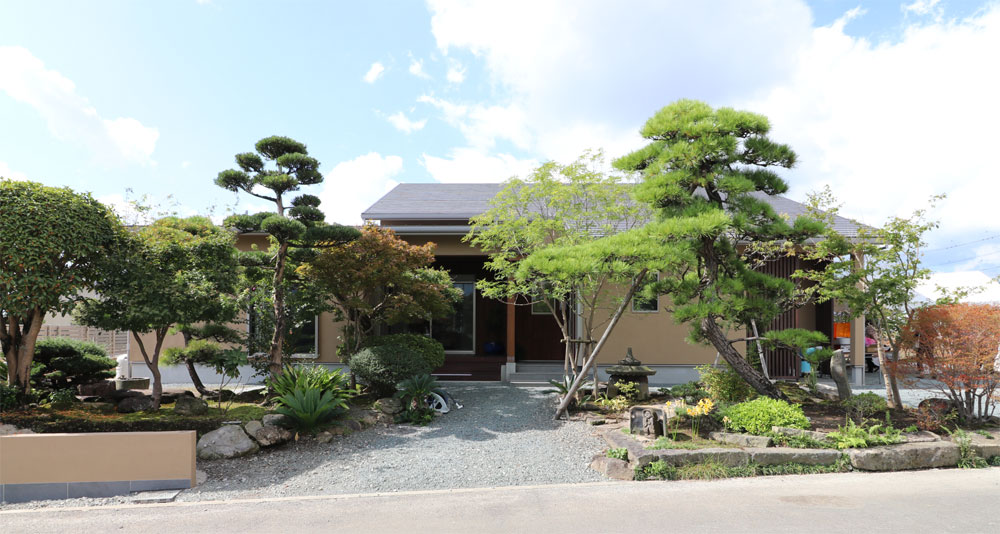 かっこいい工務店　熊本県　ブレスホーム　施工例　#1　和風建築　日本建築　平屋　外観