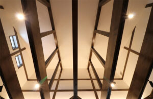 かっこいい工務店　熊本県　ブレスホーム　施工例　#1　和風建築　日本建築　平屋　吹き抜け　リビング