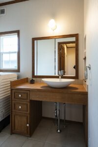 かっこいい工務店　福岡県　ブルースホーム　施工例　#2　アメリカン　内観　洗面脱衣所　洗面化粧台