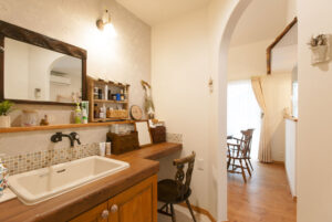 かっこいい工務店　埼玉　デザインハウス・エフ　施工例9　平屋　プロヴァンス　洗面化粧室　2