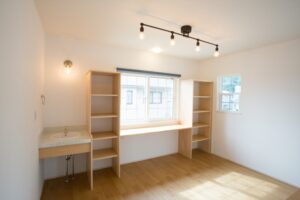 かっこいい工務店　山形　福井建設　施工例　＃4　新築　戸建　プロヴァンス　2階ホール