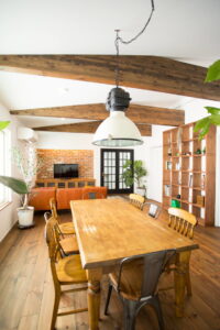 かっこいい工務店　山形県　福井建設　施工例　＃1　新築　戸建　　ナチュラル　内観　ダイニング　＆　リビング