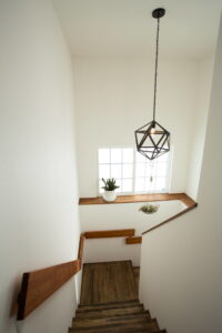 かっこいい工務店　山形県　福井建設　施工例　＃1　新築　戸建　　ナチュラル　内観　階段