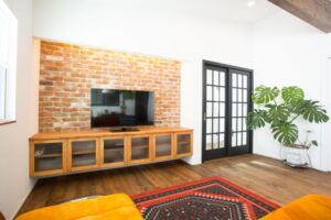 かっこいい工務店　山形県　福井建設　施工例　＃1　新築　戸建　　ナチュラル　内観　リビング　2