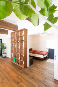 かっこいい工務店　山形県　福井建設　施工例　＃1　新築　戸建　　ナチュラル　内観　リビング　造作棚