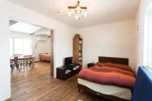 かっこいい工務店　山形県　福井建設　施工例　＃1　新築　戸建　　ナチュラル　内観　寝室