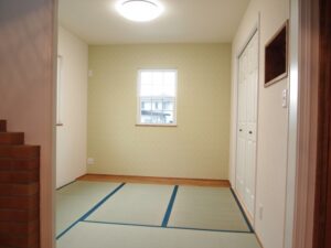 かっこいい工務店　山形　福井建設　施工例　＃3　新築　戸建　アメリカン　内観　和室