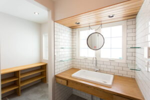 かっこいい工務店　山形　福井建設　施工例　＃5　新築　戸建　アメリカン　内観　洗面室