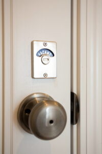 かっこいい工務店　山形　福井建設　施工例　＃5　新築　戸建　アメリカン　内観　アメリカン　ドアノブ