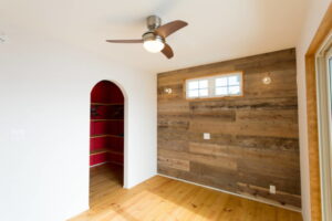 かっこいい工務店　山形　福井建設　施工例　＃5　新築　戸建　アメリカン　内観　主寝室