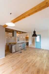 かっこいい工務店　山形　福井建設　施工実例　6　新築　戸建　アメリカン　内観　LDK