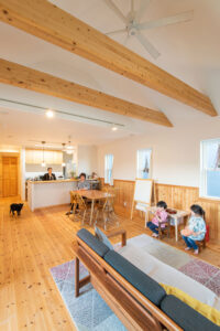 かっこいい工務店　埼玉県　デザインハウス・エフ　施工例　#7　北欧　店舗併用住宅　住居　LDK