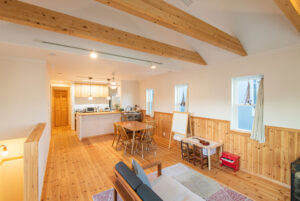 かっこいい工務店　埼玉県　デザインハウス・エフ　施工例　#7　北欧　店舗併用住宅　住居　LDK　2