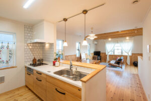 かっこいい工務店　埼玉県　デザインハウス・エフ　施工例　#7　北欧　店舗併用住宅　住居　キッチン