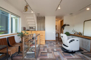 かっこいい工務店　埼玉県　デザインハウス・エフ　施工例　#7　北欧　店舗併用住宅　美容室　内観