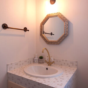 かっこいい工務店　埼玉県　デザインハウス・エフ　施工例　#8　プロヴァンス　内観　洗面化粧台　2