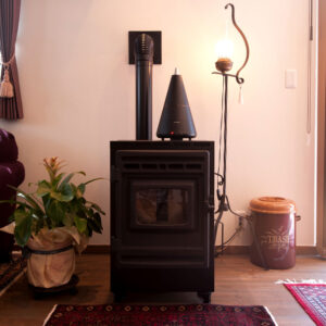 かっこいい工務店　埼玉県　デザインハウス・エフ　施工例　#8　プロヴァンス　内観　ストーブ