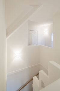 かっこいい工務店　埼玉県　デザインハウス・エフ　施工例　#5　北欧　2階ホール　階段