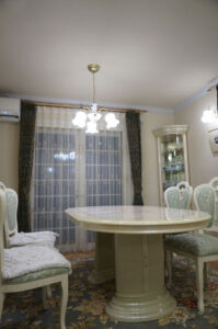 かっこいい工務店　静岡県　北条建設　施工例　#2　パリ　アパルトマン　内観　ダイニング